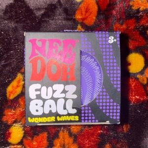 NeeDoh Fuzz Ball Wonder Waves - Purple